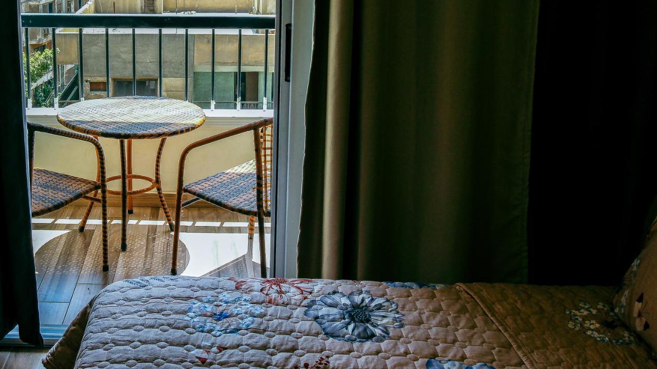 Apartment Comtemporary In Cairo's Centre *